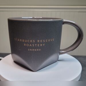 Starbucks 2017 Reserve Roastery Shanghi 12oz Mug